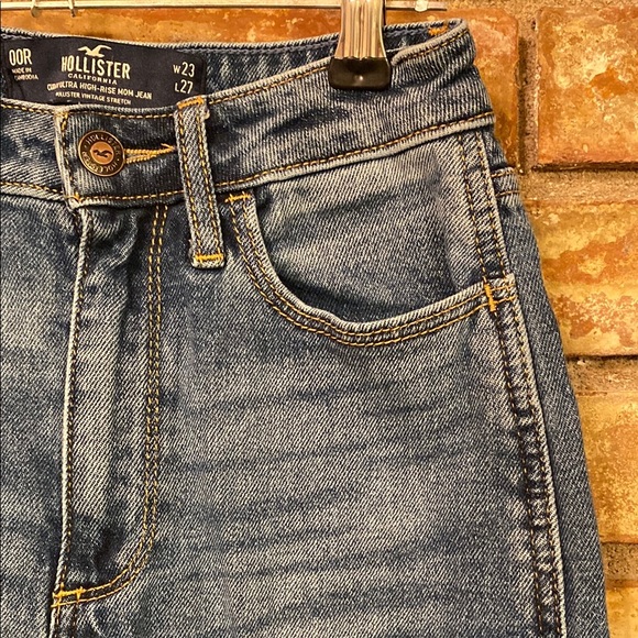 Hollister High Rise Blue Distressed Jeans - Picture 4 of 10